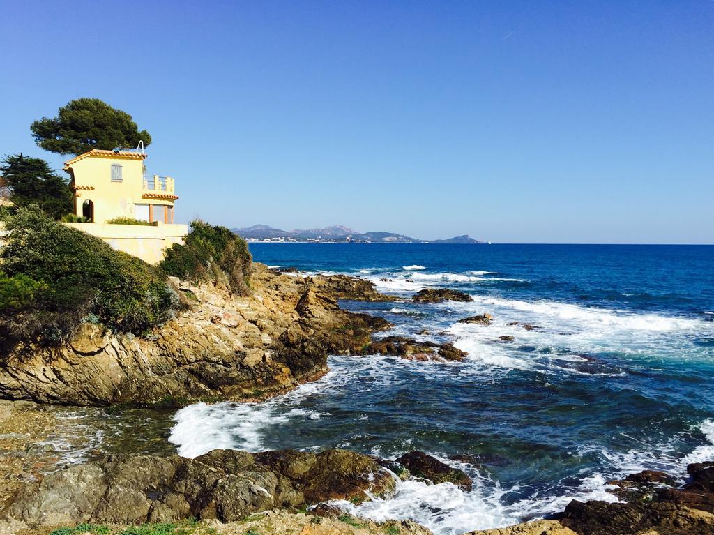 Au Reveil Des Cigales Hotel Saint Aygulf Buitenkant foto