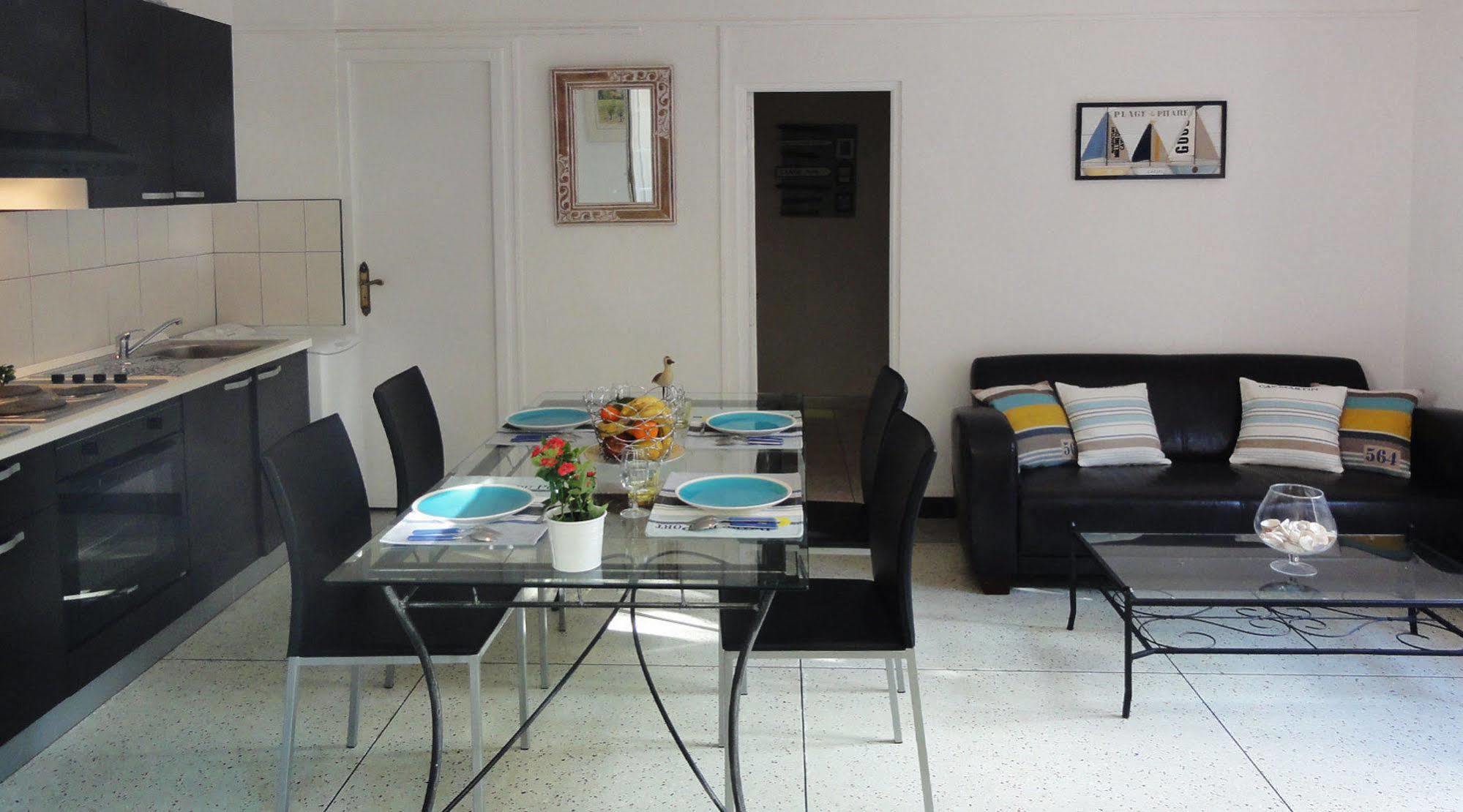 Au Reveil Des Cigales Hotel Saint Aygulf Buitenkant foto